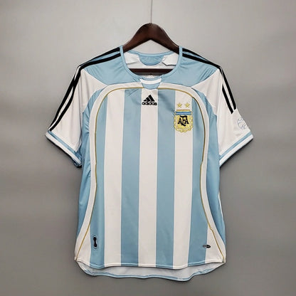 Camiseta Argentina Local Retro 2006 Versión Fan