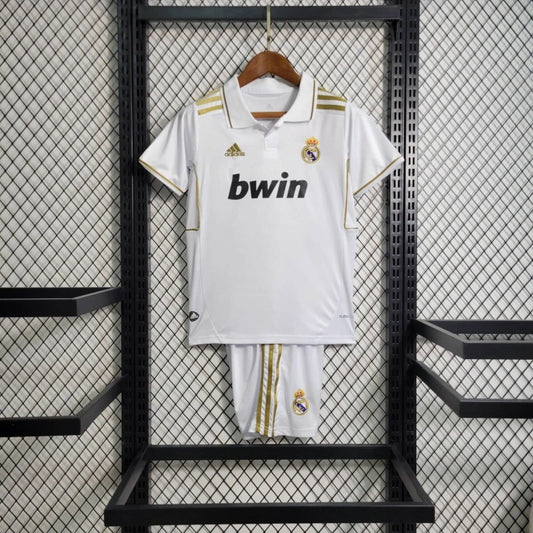 Real Madrid Local Retro Kit Niños 2011/12