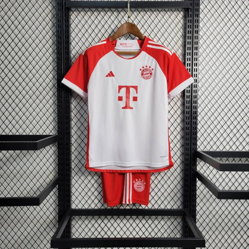 Bayern Munich Local Kit Niños 2023/24
