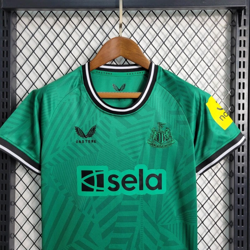 Newcastle Visita Kit Niños 2023/24