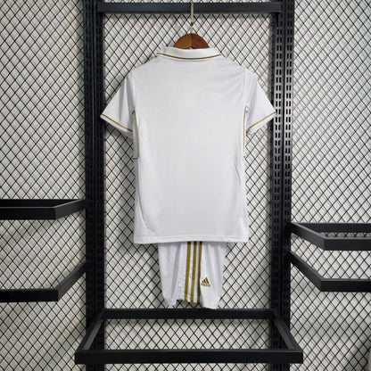 Real Madrid Local Retro Kit Niños 2011/12