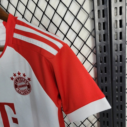 Bayern Munich Local Kit Niños 2023/24