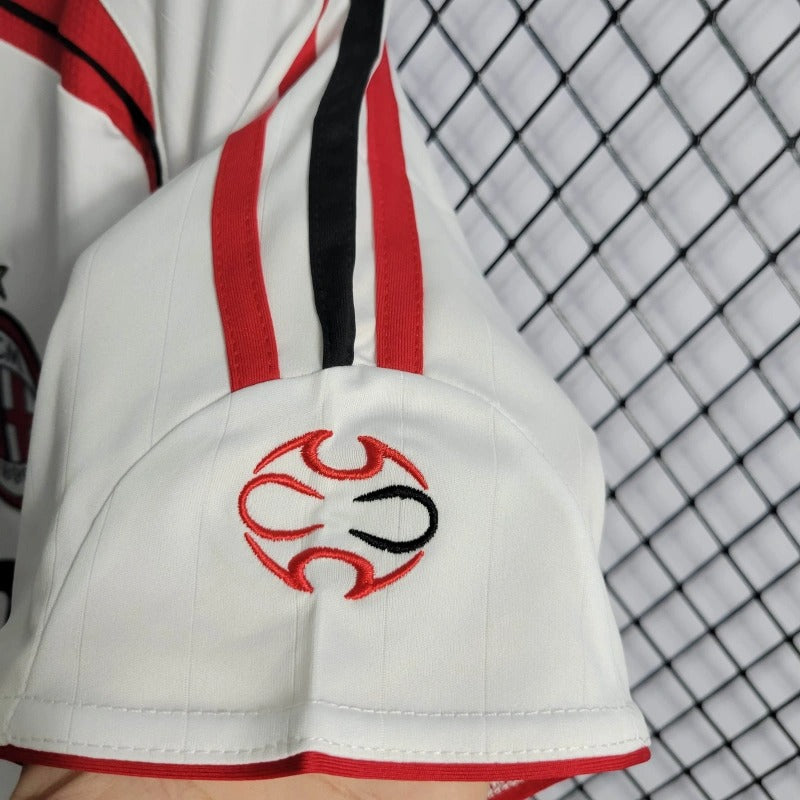 Camiseta AC Milan Visita Retro 2006/07 Versión Fan
