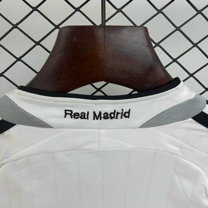 Real Madrid Retro Local Kit Niños 2006/07
