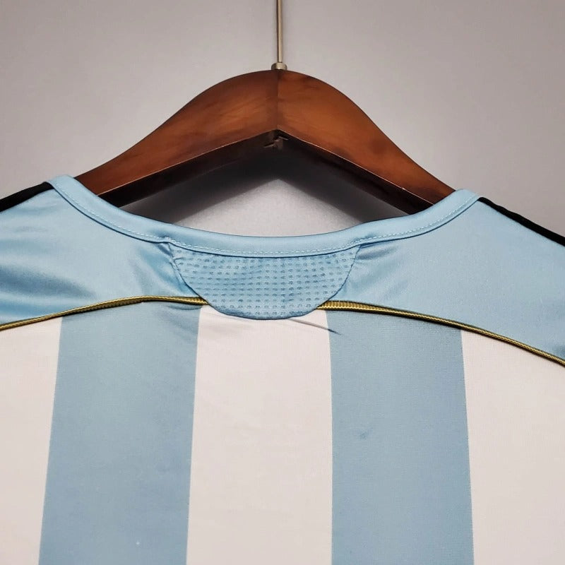 Camiseta Argentina Local Retro 2006 Versión Fan