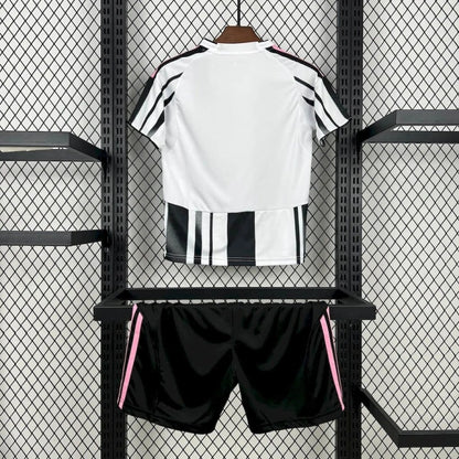 Juventus Local Kit Niños 2025/26