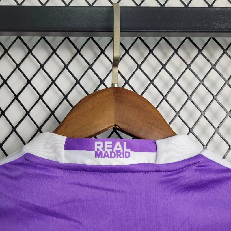 Real Madrid Visita Retro Kit Niños 2017/18