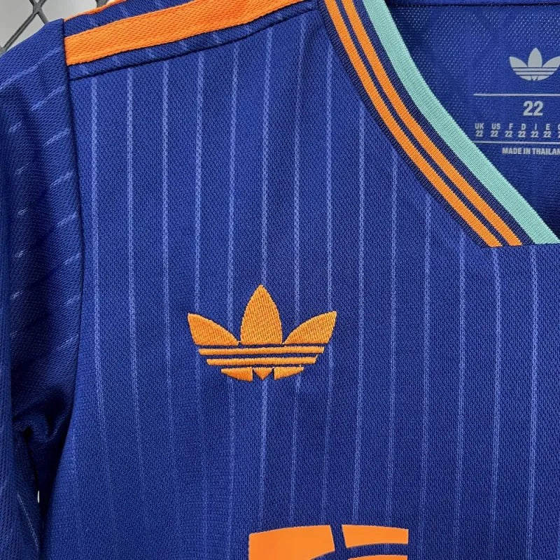 Newcastle Visita Kit Niños 2025/26