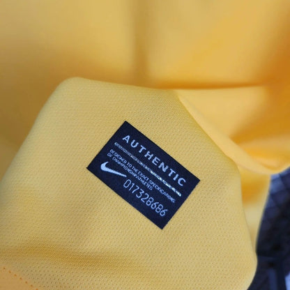 Camiseta Juventus Visita Retro 2013/14 Versión Fan