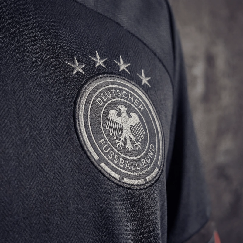 Camiseta Alemania Visita Retro 2020/21 Versión Fan