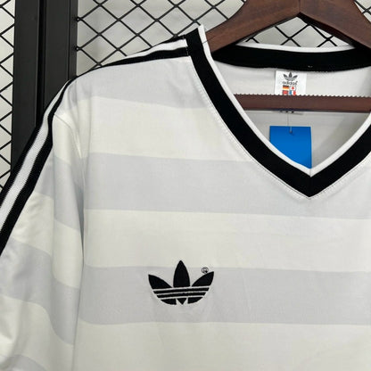 Camiseta Alemania Local Retro 1984 Versión Fan