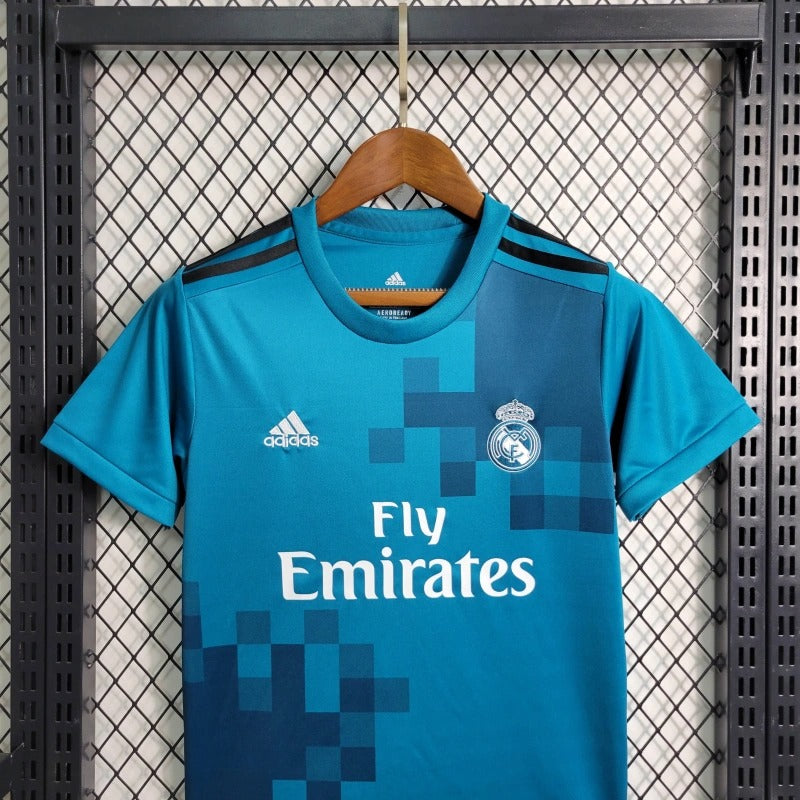 Real Madrid Retro Visita Kit Niños 2017/18