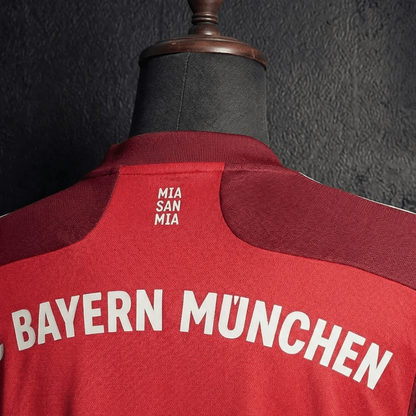Camiseta Bayern Munich Local Retro 2021/22 Versión Fan
