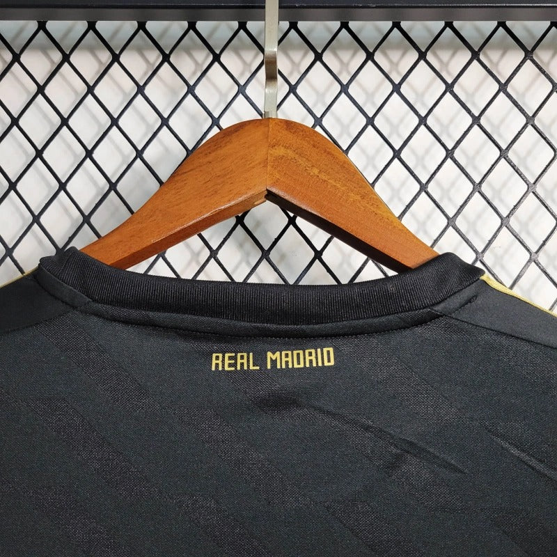 Camiseta Real Madrid Manga Larga Visita Retro 2011/12 Versión Fan