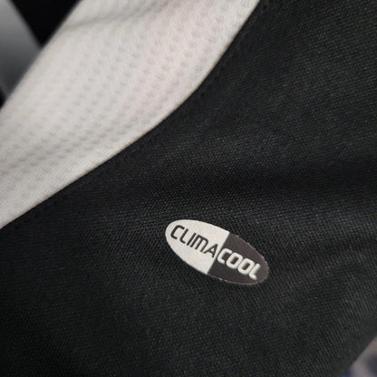 Camiseta Real Madrid Visita Retro 2006/07 Versión Fan