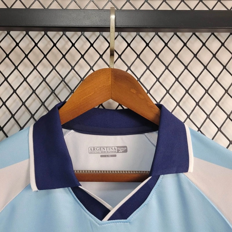 Camiseta Argentina Local Retro 2001 Versión Fan