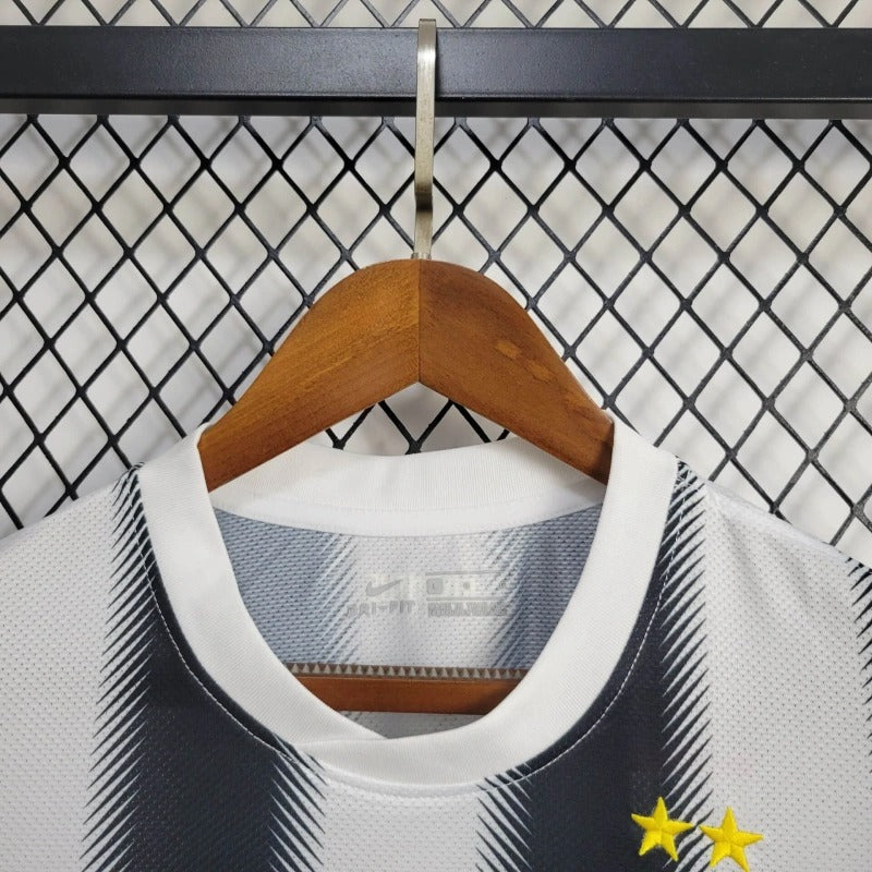Camiseta Juventus Local Retro 2011/12 Versión Fan