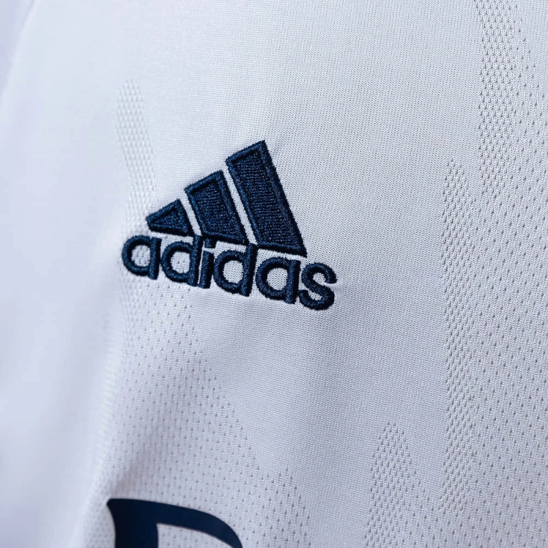 Camiseta Real Madrid Local Retro 2020/21 Versión Fan