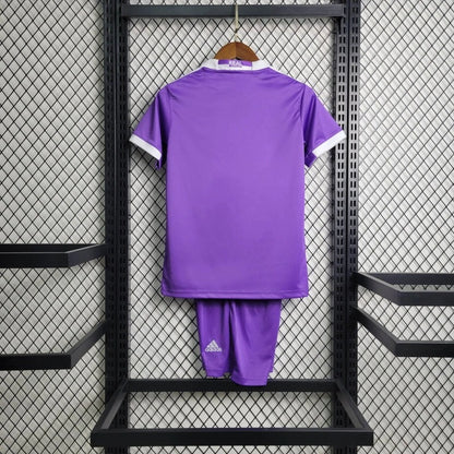 Real Madrid Visita Retro Kit Niños 2017/18