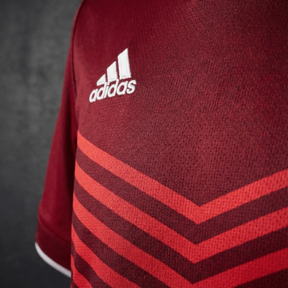 Camiseta Bayern Munich Local Retro 2021/22 Versión Fan
