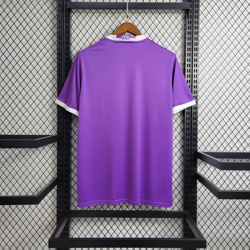 Camiseta Real Madrid Visita Retro 2016/17 Versión Fan