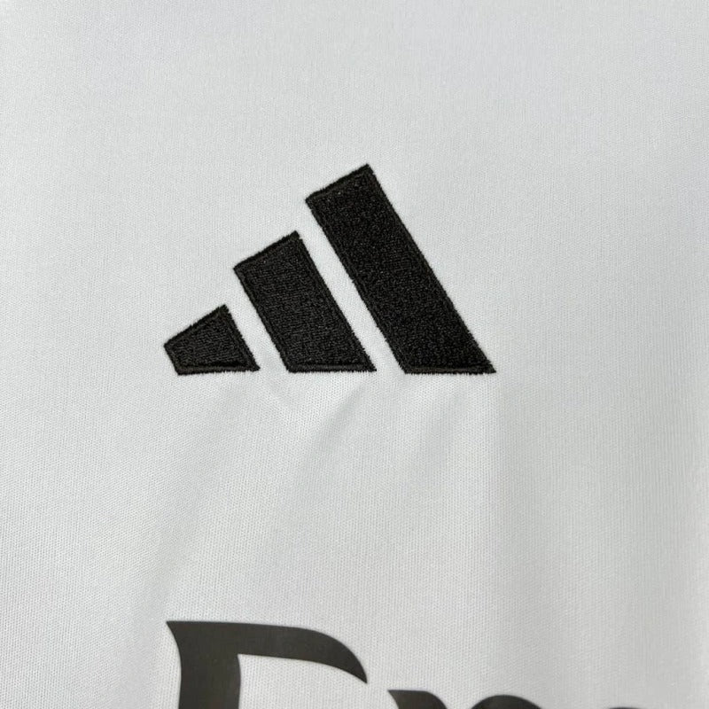 Camiseta Real Madrid Manga Larga Local 2025/26 Versión Fan