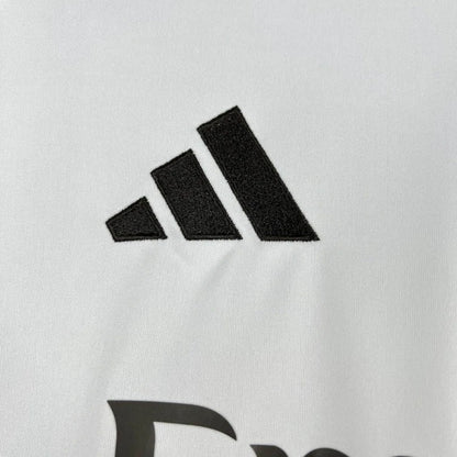 Camiseta Real Madrid Manga Larga Local 2025/26 Versión Fan