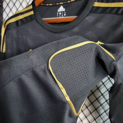 Camiseta Real Madrid Manga Larga Visita Retro 2011/12 Versión Fan
