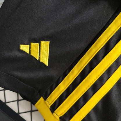 Juventus Local Kit Niños 2023/24