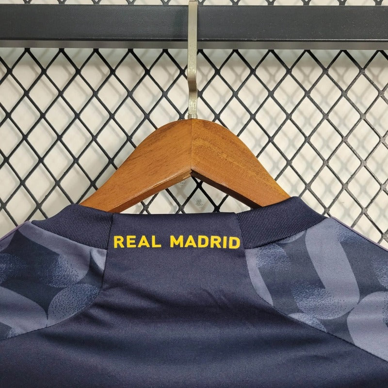 Camiseta Real Madrid Tercera 2023/24 Versión Fan
