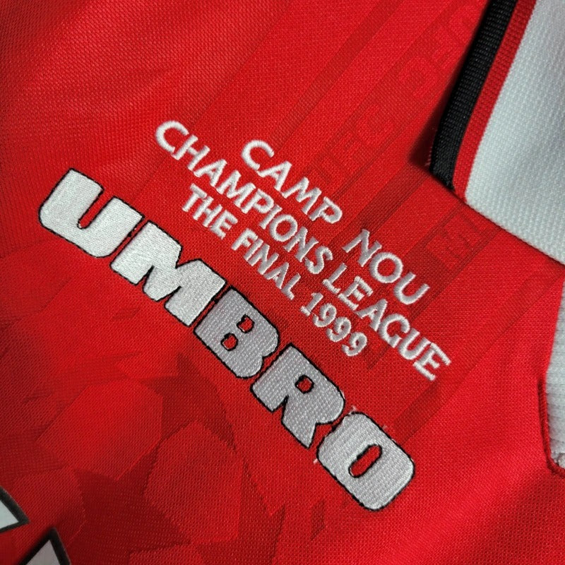 Camiseta Manchester United Retro 1999/00