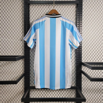 Camiseta Argentina Local Retro 1998/99 Versión Fan
