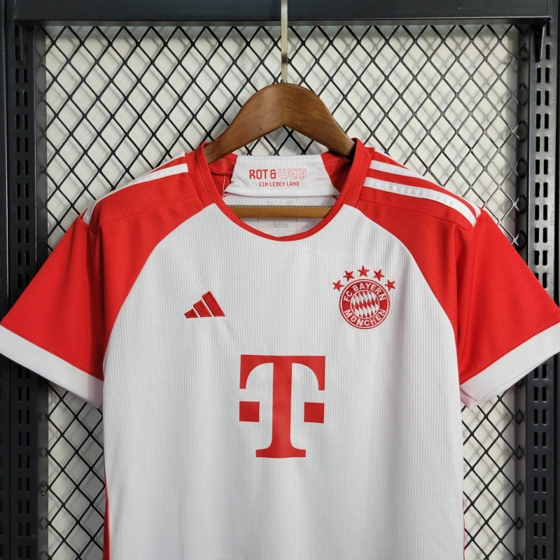 Bayern Munich Local Kit Niños 2023/24