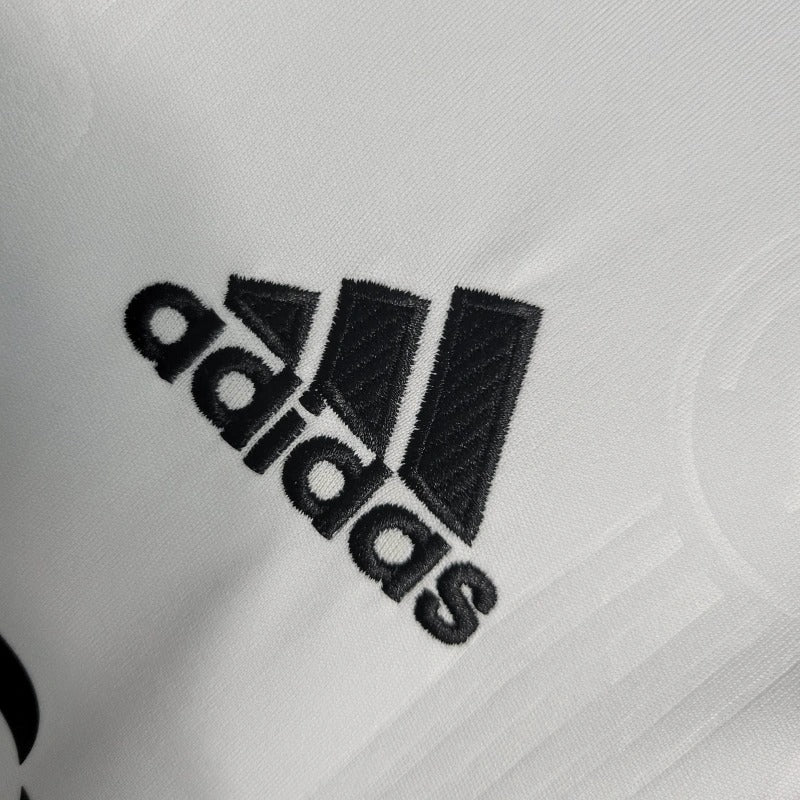 Camiseta Real Madrid Local 2022/23 Versión Fan