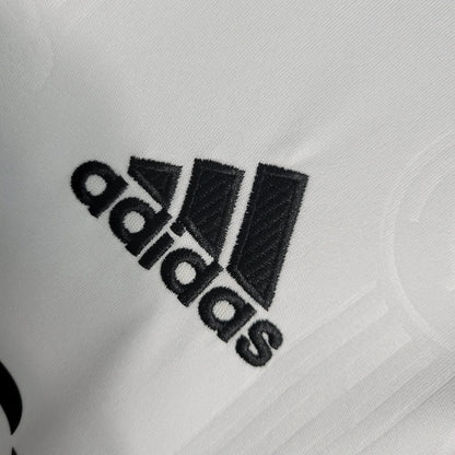 Camiseta Real Madrid Local 2022/23 Versión Fan