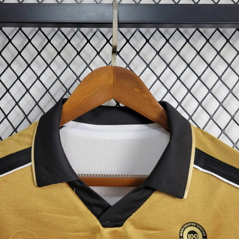Camiseta Manchester United Dorado Retro 2001/02 Versión Fan