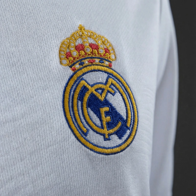 Camiseta Real Madrid Local Retro 2021/22 Versión Fan