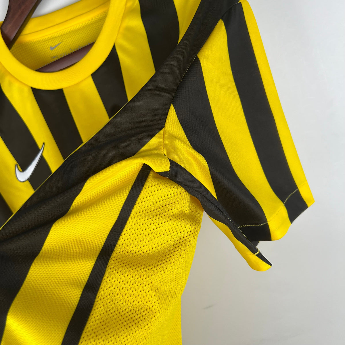 Camiseta Al-Ittihad Local 2023/24 Versión Fan