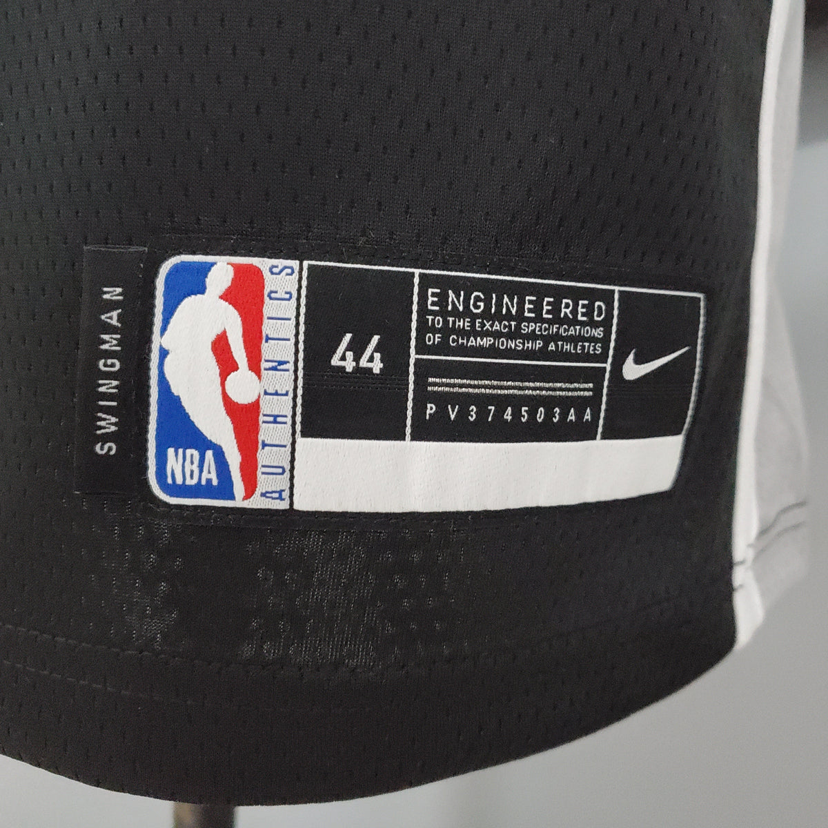 Camiseta San Antonio Spurs "Connect" Negra NBA