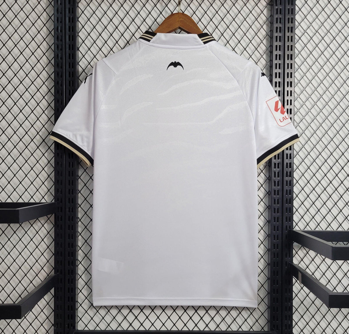 Camiseta Valencia Local 2023/24 Versión Fan