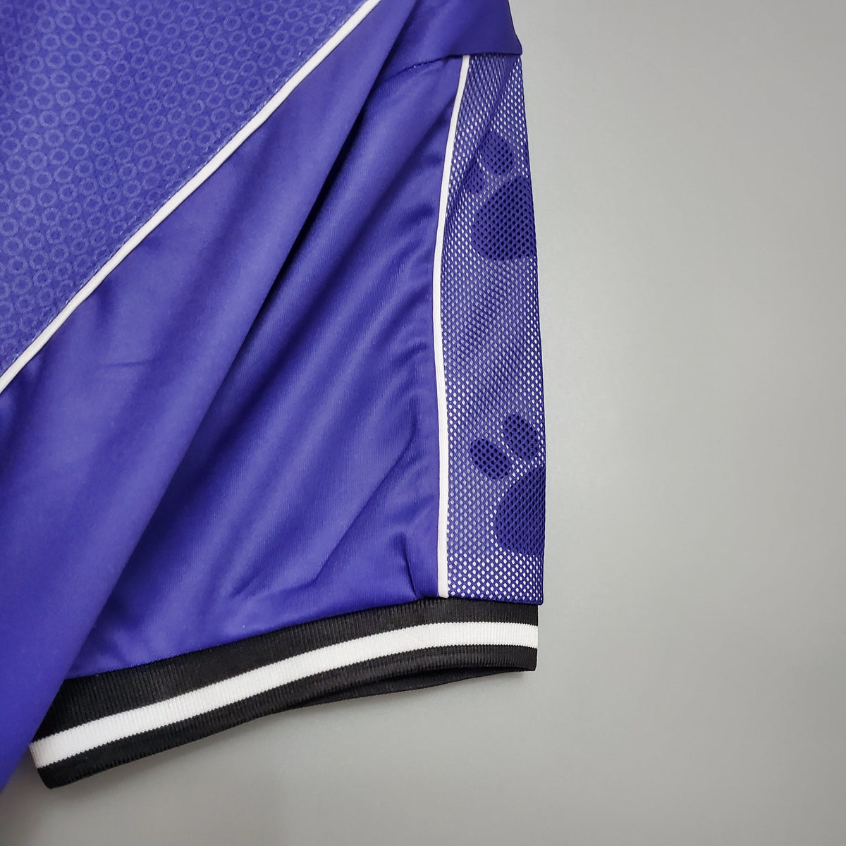 Camiseta Real Madrid Visita Retro 1997/98