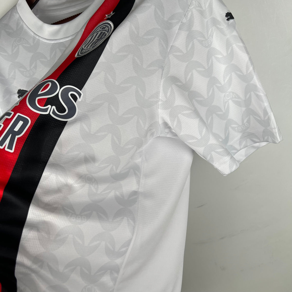 Camiseta AC Milán Visita 2023/24 Versión Fan