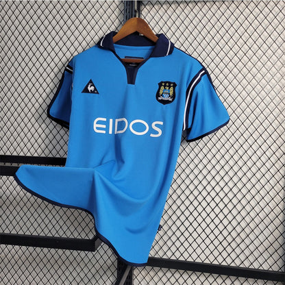Camiseta Manchester City Retro 2001/02