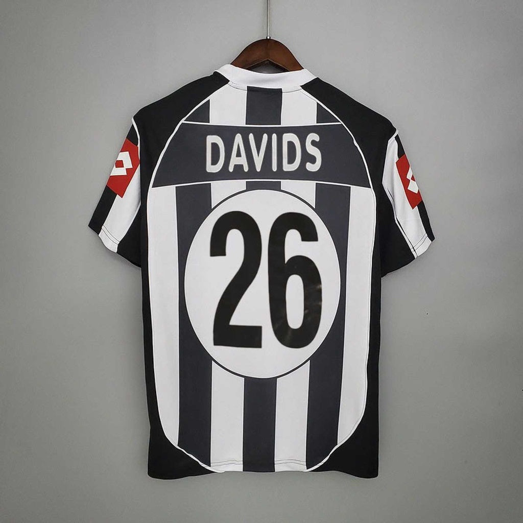 Camiseta Juventus Retro 2002/03